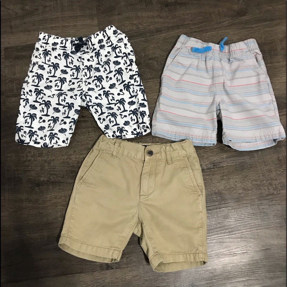 BUNDLE OF SHORTS